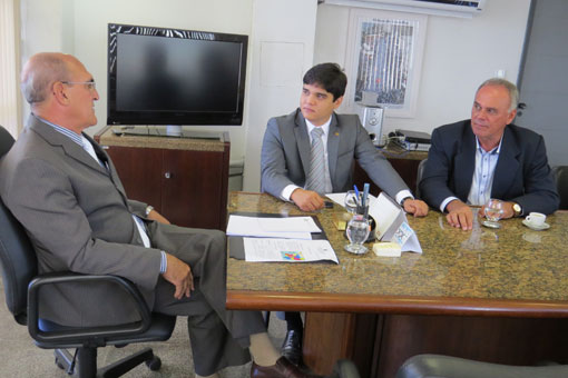 Prefeito Aguiberto cobra reforço policial para Brumado