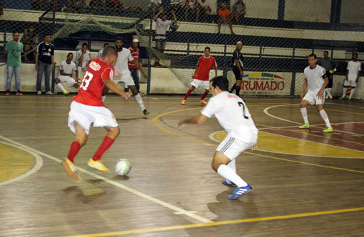 Ajax vence o Cavalhada e garante vaga na final do Campeonato Brumadense de Futsal