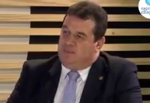 Deputado Marquinho Viana é entrevistado pela TV Assembléia