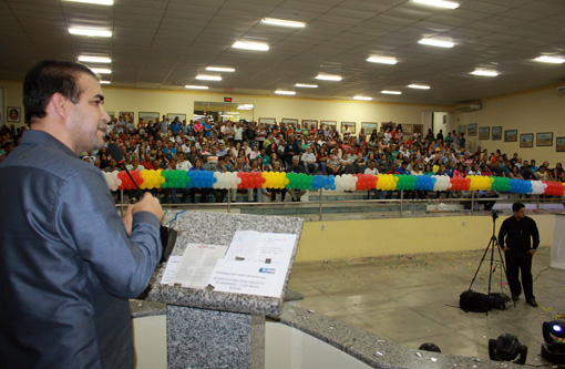 Convenção em Brumado oficializa candidatura de Alessandro Lôbo e Carlinhos Moura