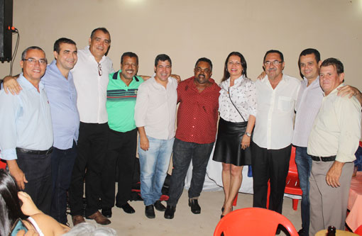 Brumado: Alessandro Lôbo, Édio Pereira e Manelão formam grupo e se lançam pré-candidatos a prefeito