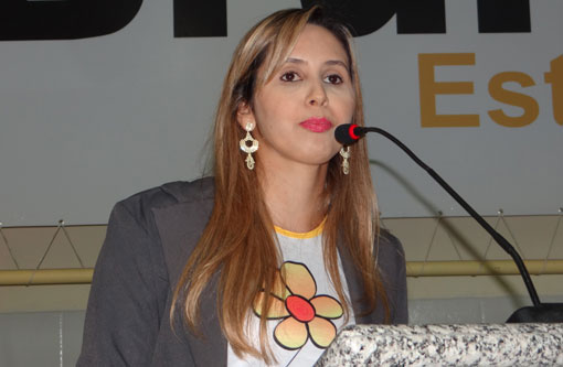 CREAS Chico Xavier faz uso da Tribuna Livre para falar sobre Dia Nacional de Combate ao Abuso Sexual