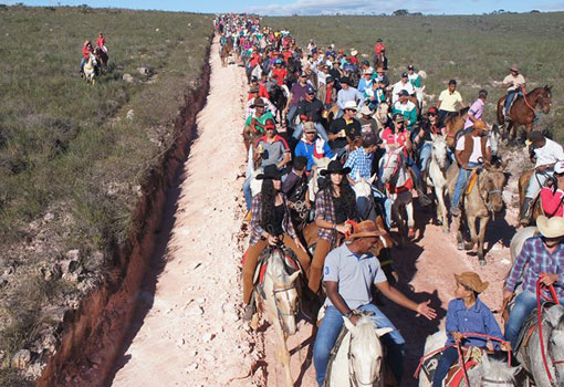 Deputado Marquinho Viana participa de Cavalgada em Barra da Estiva