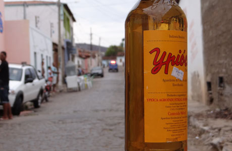 Brumado: Andarilho furta garrafa de pinga em padaria