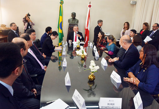 Coronel recebe comitiva da China diz que ALBA estará pronta para 'legalizar' projetos da Fiol e Porto Sul