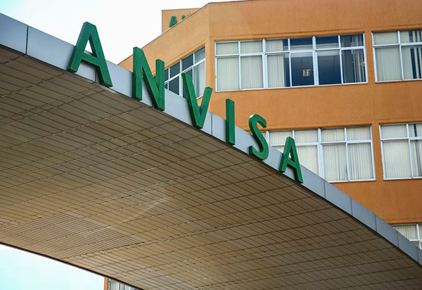 Anvisa recebe pedido de uso emergencial da vacina CoronaVac
