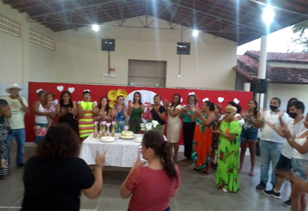 APAE Brumado promoveu linda homenagem ao Dia das Mães