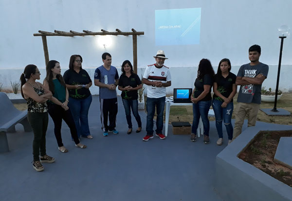 Brumado: alunos do curso técnico de Paisagismo da CEEP entregam novo espaço de convivência a APAE