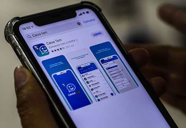 Nascidos em março podem atualizar dados no Caixa Tem