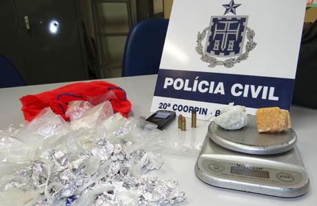 Brumado: Polícia Civil apreende menor e prende três com droga