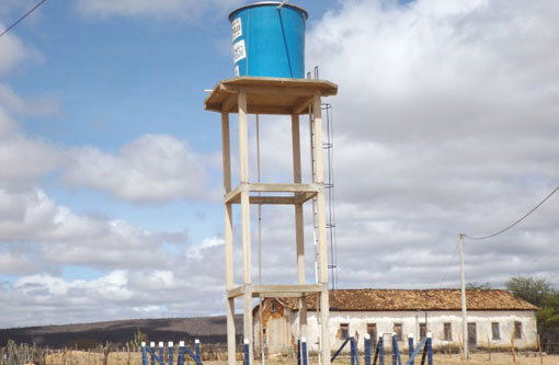 Aracatu: Prefeitura implanta sistemas de abastecimento de água na Zona Rural