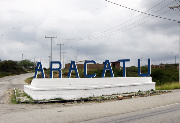 Aracatu: prefeito suspende várias atividades no município, inclusive as aulas na rede municipal e escola estadual