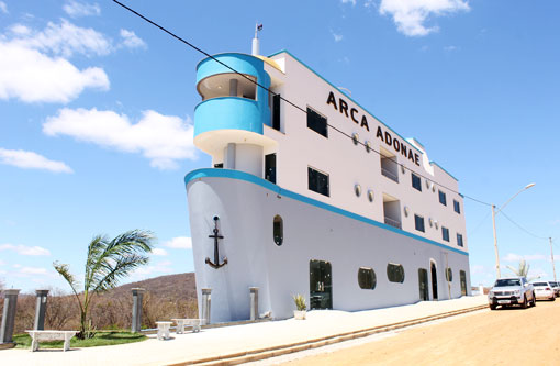 Em entrevista ao Brumado Agora, Adonato Moreira fala sobre a Arca de Adonai, obra que tem sido contemplada pelo belíssimo diferencial arquitetônico