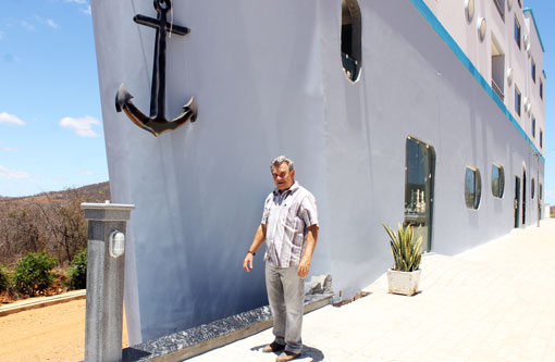 Em entrevista ao Brumado Agora, Adonato Moreira fala sobre a Arca de Adonai, obra que tem sido contemplada pelo belíssimo diferencial arquitetônico