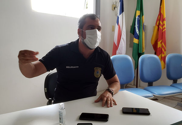 Brumado: Delegado alerta que quem for conduzido a delegacia por desrespeitar o toque de recolher responderá na justiça