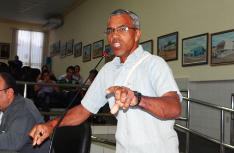 Brumado: Morador da zona rural na bronca com obra da Fiol