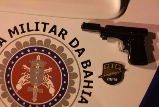 Brumado: Polícia Militar prende assaltantes e recupera motocicleta roubada