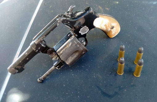 Barra da Estiva: Homem é preso após exibir arma de fogo para populares