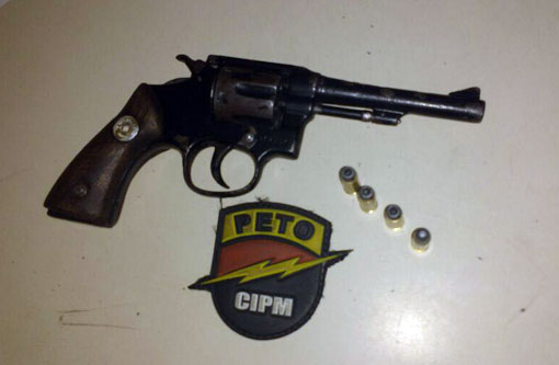 Brumado: Menor tenta roubar estabelecimento comercial e é desarmado pelo proprietário