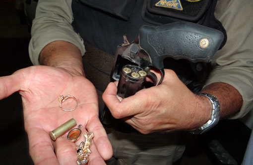 Brumado: Mulher é roubada e sofre tentativa de estupro