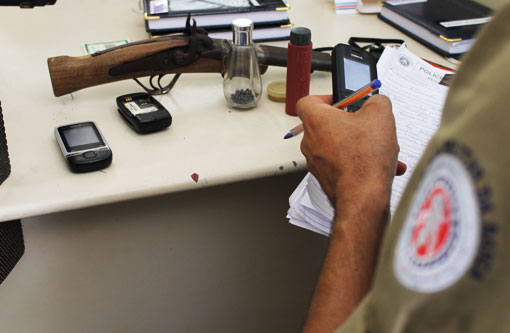 Brumado: Menores são apreendidos com arma de fogo no Bairro Malhada Branca