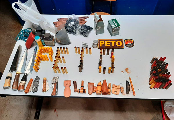 Polícia Militar apreende material de caça ilegal e animais silvestres em Livramento 