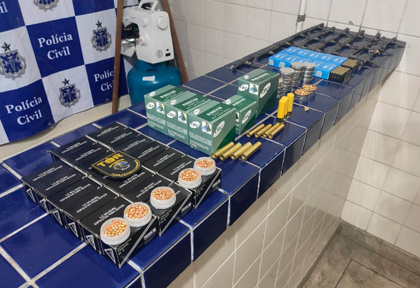 Brumado: PRE apreende munições, insumos para recarga e outros materiais de uso bélico