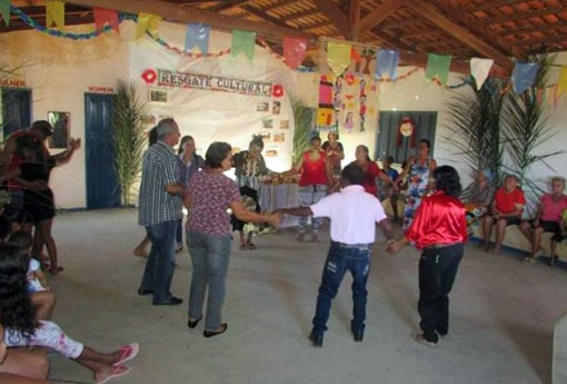 Brumado: CRAS Yolanda Pires promove animado São João para os assistidos dos grupos do SCFV