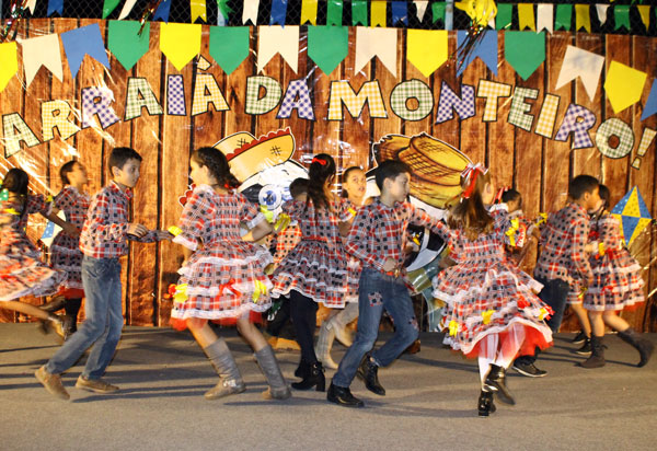 Brumado: foi realizado o Arraiá do Centro Educacional Monteiro Lobato