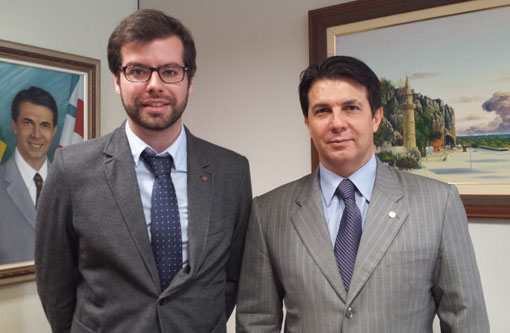 Deputado Arthur Maia debate publicidade infantil no Brasil