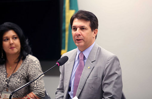 Arthur Maia defende PEC que limita a 20 o total de ministérios, mas faz ressalva