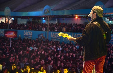 MISTURA DE RITMOS EMBALA A ÚLTIMA NOITE DO FESTIVAL DE INVERNO 