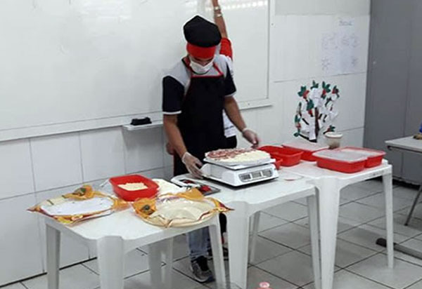 Brumado: Escola de Tempo Integral Élcio José Trigueiro inova nas aulas de matemática