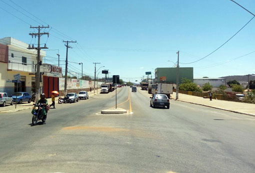 Brumado: homem invade estabelecimento comercial e rouba mais de R$ 2 mil