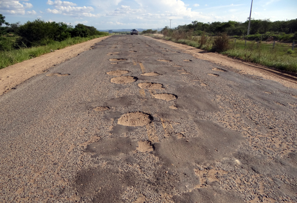 Seinfra confirma realização de obras de recuperação da BA-142 ainda no mês de março 