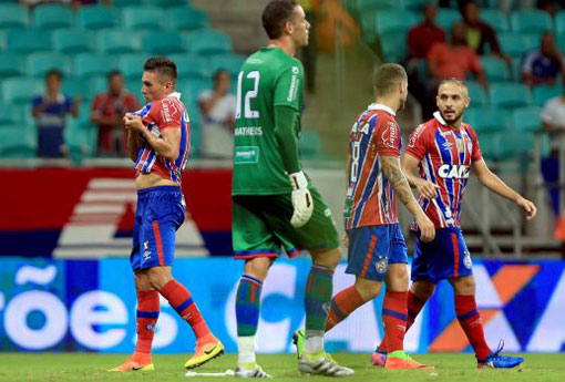 Bahia vence e avança como melhor do Nordeste