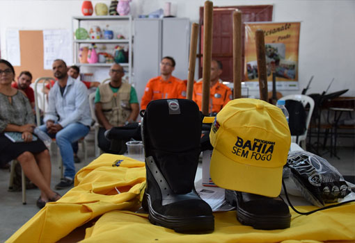 Governo do Estado entregou 655 EPIs para brigadas da Chapada