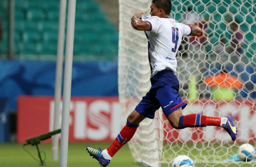 Bahia empata com CRB e avança de fase no Nordestão