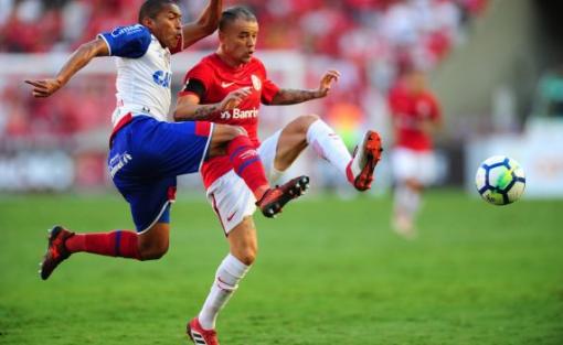 Bahia perde para o Inter na estreia do Brasileirão