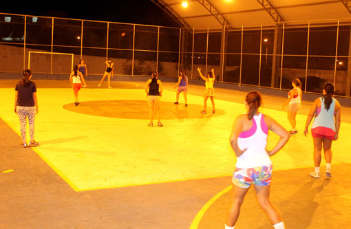 Mulheres brumadenses de diversos setores se reúnem para a prática de 'Baleado'