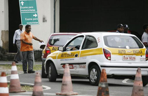 Provas práticas para a obtenção da CNH não devem ter mais a presença de avaliadores nos carros