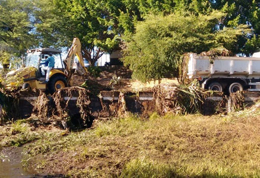 Paramirim: ação de abastecimento deixou Balneário do Rio Paramirim com muito lixo e lama; prefeitura iniciou atividade de revitalização