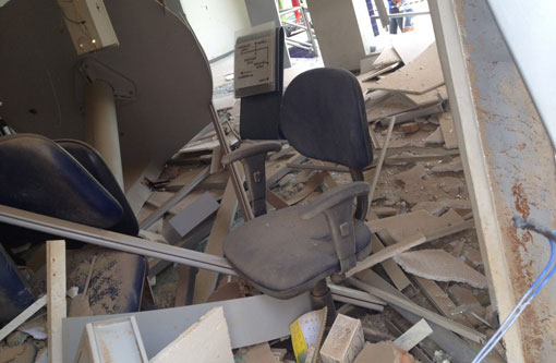 Bandidos explodem agência do Banco do Brasil de Abaíra