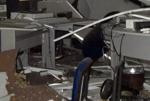 Bandidos explodem agência do BB em Itarantim; um foi morto em confronto com a polícia