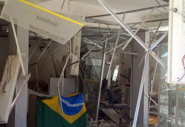 Entre janeiro e outubro roubos a bancos caem 31% na Bahia