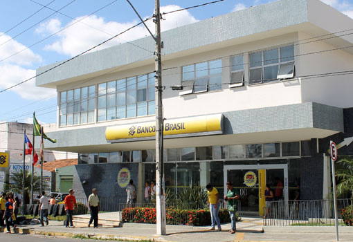 BB tem lucro líquido ajustado de R$ 3 bi no primeiro trimestre