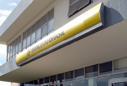 Lucro líquido do Banco do Brasil recua 44% em 2016