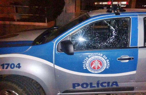 Palmas de Monte Alto: Bandidos explodem caixas eletrônicos do Banco do Brasil e atiram contra viatura da PM