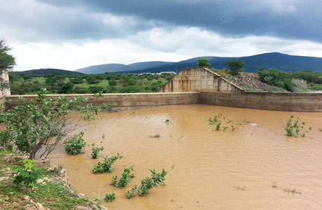 Brumado: Barragem do Rio do Antônio começa encher