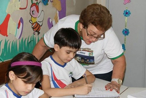 MEC dará prazo de 2 anos a estados e municípios para adequação de currículos